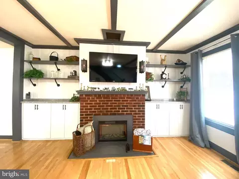 167 E Main St E, Orange, VA 22960 photo 5