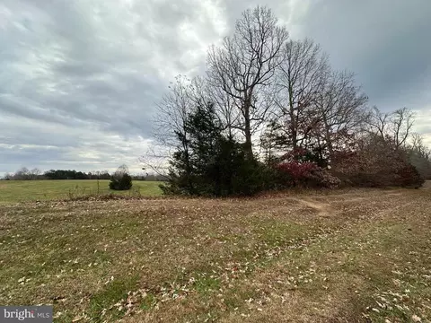Lands End Dr, Orange, VA 22960 photo 2