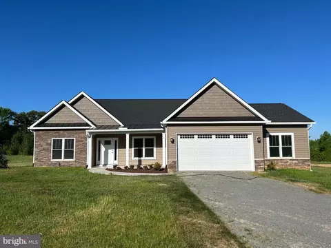9446 Rhoadesville Oaks Dr, Rhoadesville, VA 22542