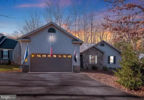206 Battlefield Rd, Locust Grove, VA 22508