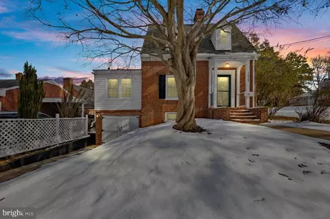 151 S Almond St S, Orange, VA 22960