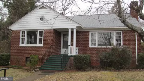 221 Dabney St, Orange, VA 22960
