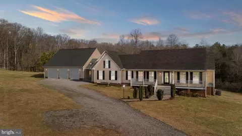 29243 St Just Dr, Unionville, VA 22567