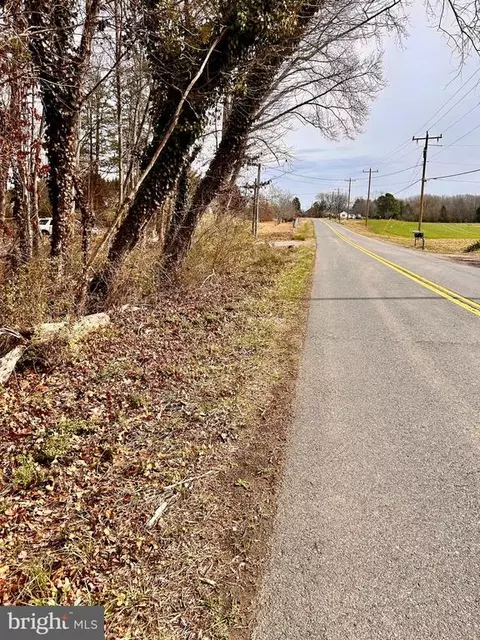Village Rd, Unionville, VA 22567