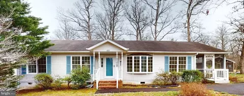 433 Yorktown Blvd, Locust Grove, VA 22508