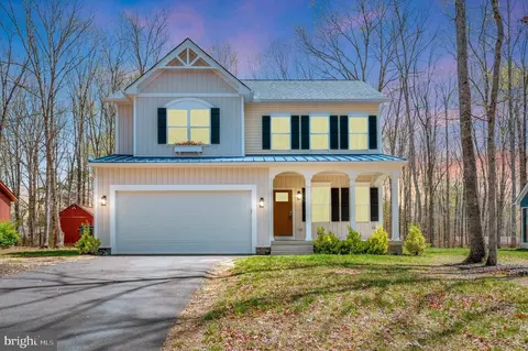207 Washington St, Locust Grove, VA 22508