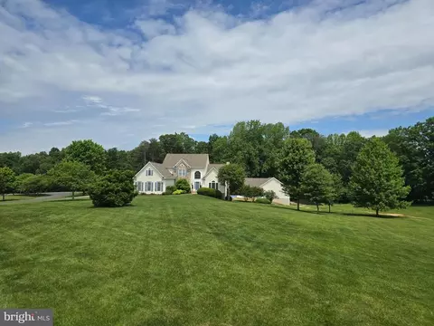 32315 Deep Meadow Ln, Locust Grove, VA 22508