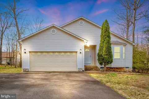 340 Yorktown Blvd, Locust Grove, VA 22508