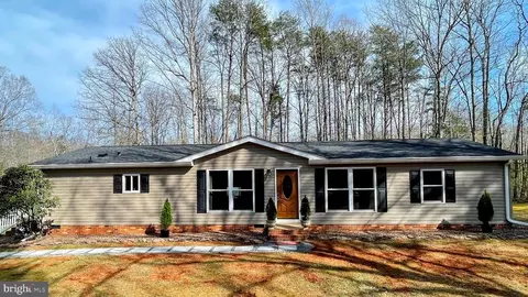 10429 Old Lawyers Rd, Unionville, VA 22567