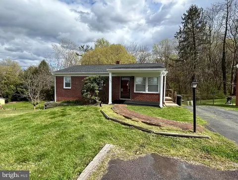 282 Berry St, Orange, VA 22960 photo 34
