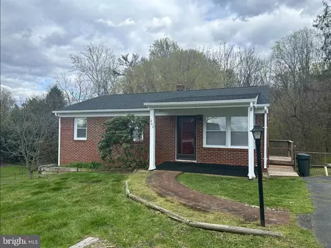 282 Berry St, Orange, VA 22960 photo 38