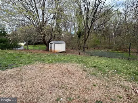 282 Berry St, Orange, VA 22960 photo 12