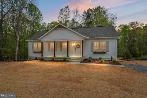 28554 Raccoon Ford Rd, Burr Hill, VA 22433