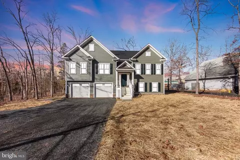 213 Fairfax Ln, Locust Grove, VA 22508