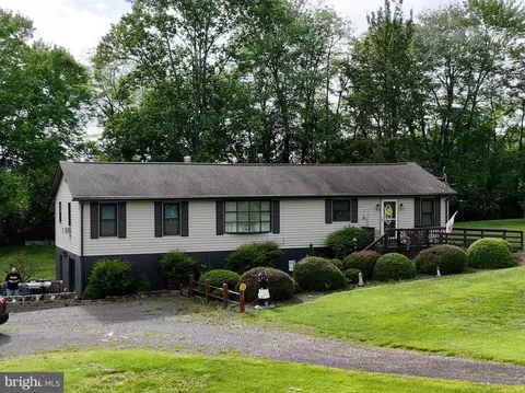 31894 Zoar Rd, Locust Grove, VA 22508