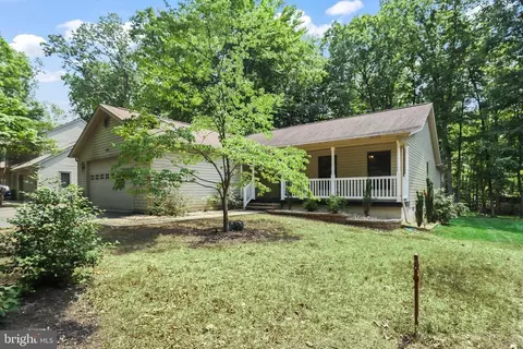 108 Winchester Ln, Locust Grove, VA 22508
