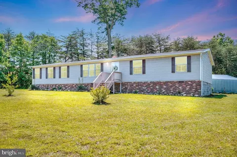 34134 Parker Rd, Locust Grove, VA 22508