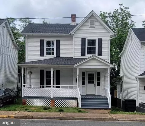 165 E Main St E, Orange, VA 22960 photo 2