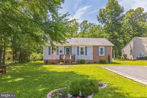 230 Yorktown Blvd, Locust Grove, VA 22508