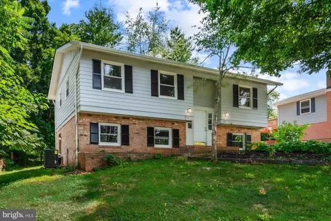 332 Berry St, Orange, VA 22960 photo 3