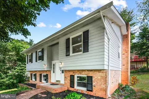 332 Berry St, Orange, VA 22960 photo 4