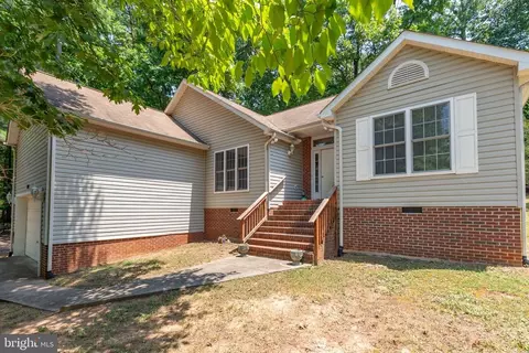 3408 Lakeview Pkwy, Locust Grove, VA 22508
