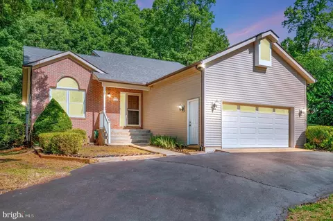 110 Saylers Creek Rd, Locust Grove, VA 22508