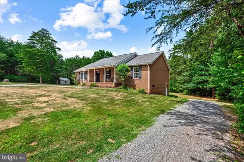 29301 Red Fox Ln, Rhoadesville, VA 22542 photo 2