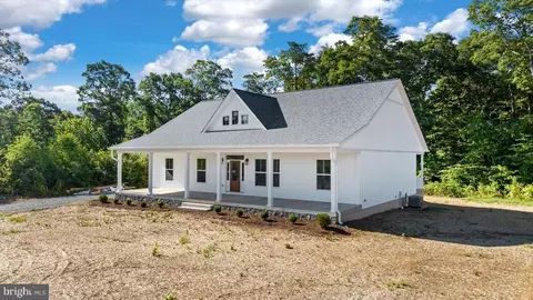 29448 Old Office Rd, Rhoadesville, VA 22542 photo 2