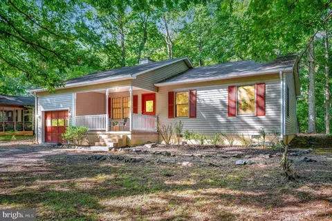 111 Tall Pines Ave, Locust Grove, VA 22508