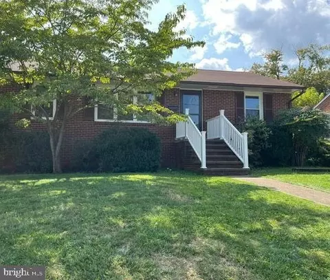 194 Marshall St, Orange, VA 22960