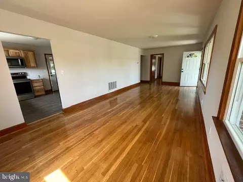 194 Marshall St, Orange, VA 22960 photo 6