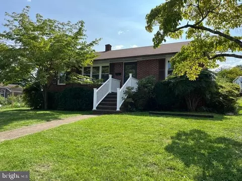 194 Marshall St, Orange, VA 22960 photo 2
