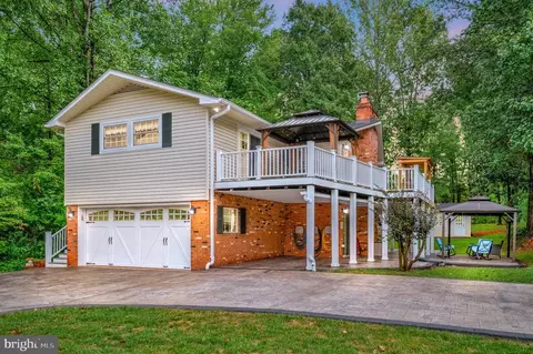 205 Cornwallis Ave, Locust Grove, VA 22508