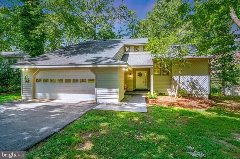 444 Liberty Blvd, Locust Grove, VA 22508