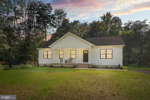 7888 Pine Stake Rd, Rhoadesville, VA 22542