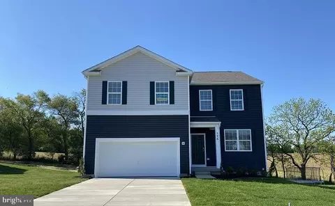3160 White Tail Dr, Locust Grove, VA 22508
