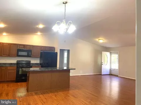 24436 Grant Dr, Rhoadesville, VA 22542 photo 10