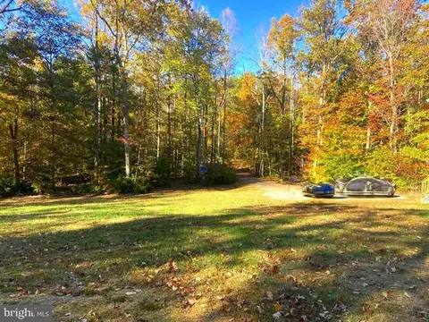 24436 Grant Dr, Rhoadesville, VA 22542 photo 6