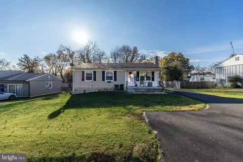 311 Partlow Dr, Gordonsville, VA 22942