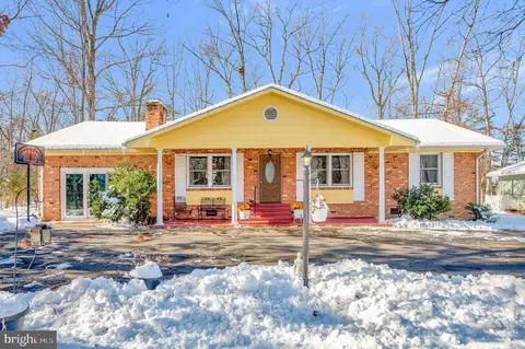 522 Liberty Blvd, Locust Grove, VA 22508