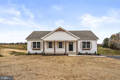 24662 Lands End Dr, Orange, VA 22960