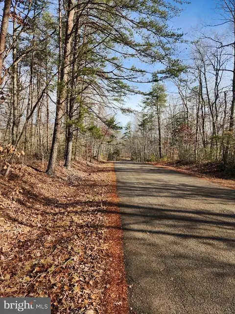 Shore Dr, Orange, VA 22960 photo 2