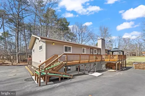 108 Appleview Ct, Locust Grove, VA 22508