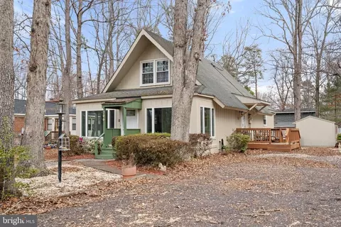 206 Tall Pines Ave, Locust Grove, VA 22508