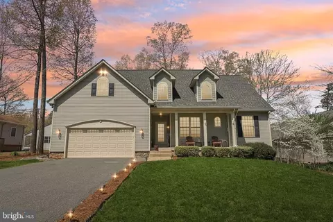 514 Lakeview Pkwy, Locust Grove, VA 22508