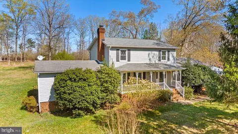 1365 Spotswood Dr, Locust Grove, VA 22508