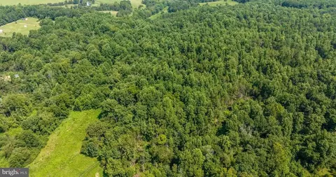 Hunters Ridge Ln, Unionville, VA 22567