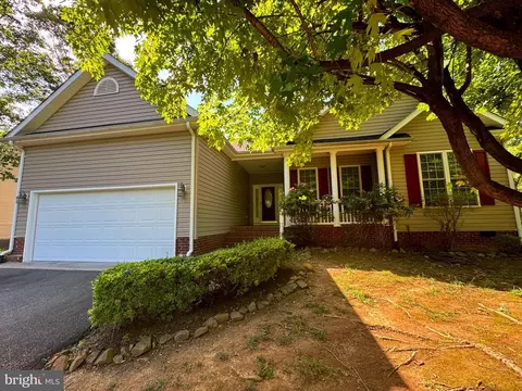 504 Yorktown Blvd, Locust Grove, VA 22508