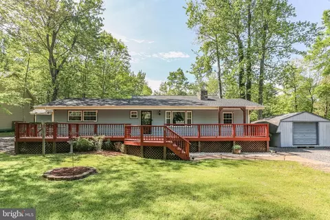 100 Musket Ln, Locust Grove, VA 22508